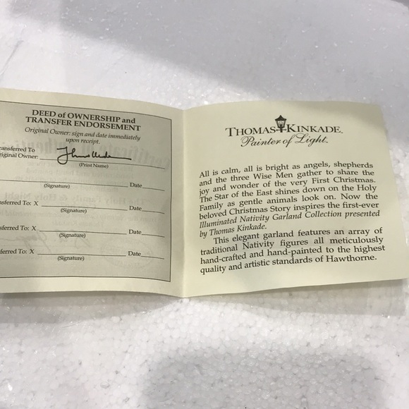 Thomas Kinkade “The Holy Family & Holy Night Crèche” sculpture set - Picture 14 of 15